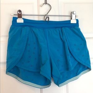 LULULEMON SHORTS - blue